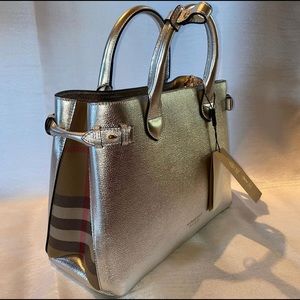 Burberry metallic brand new w tags